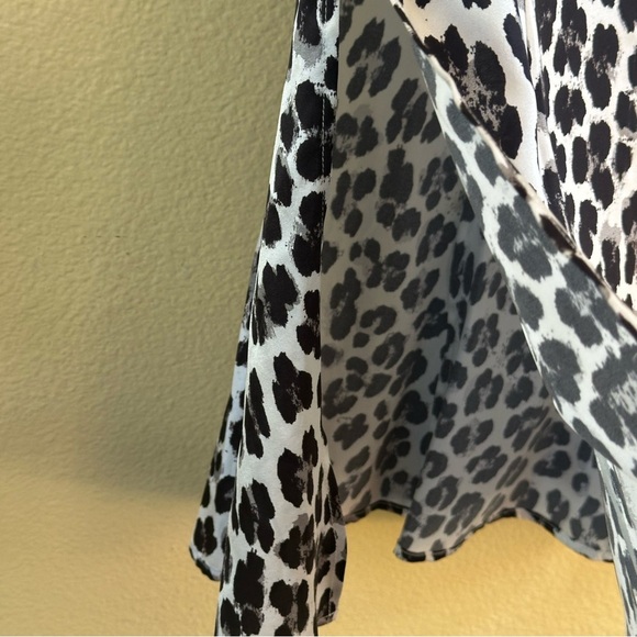 Caroline Constas Silk Blend Animal Print Midi Skirt With Side Slits Small EUC! - Picture 9 of 13
